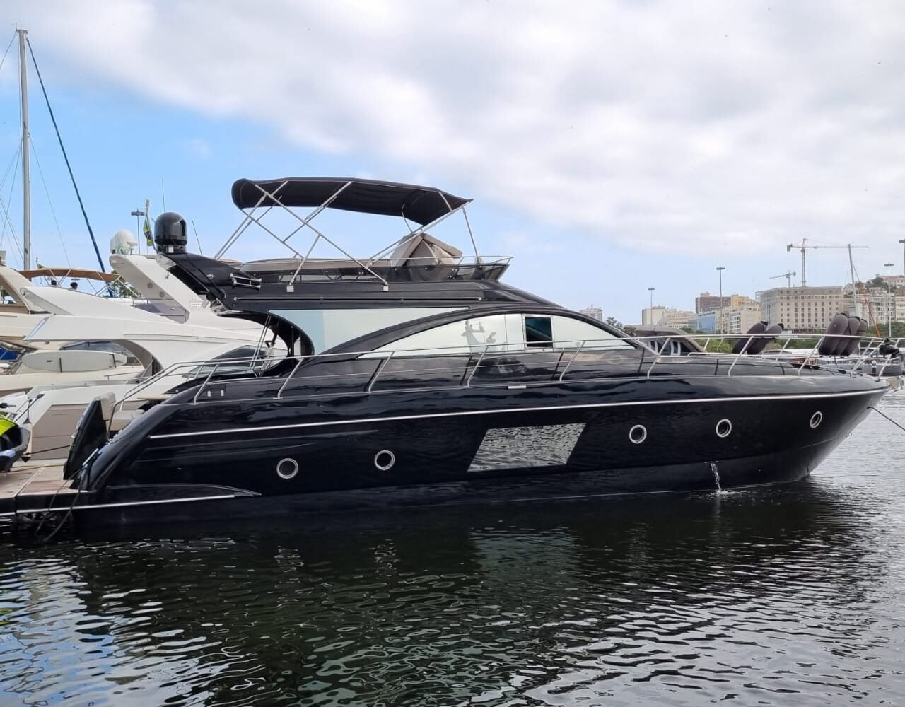 Suites e quartos integrados aos banheiros, image size:1280x1000