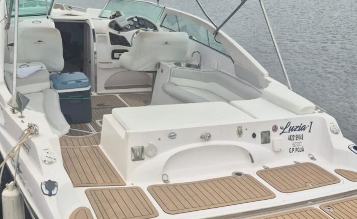 Popa da Lancha Caprice 27 Luzia I com plataforma de banho